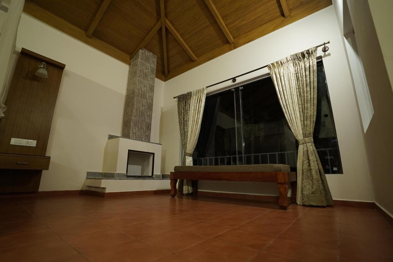 Coorggavadana Hotel Madikeri Exterior photo